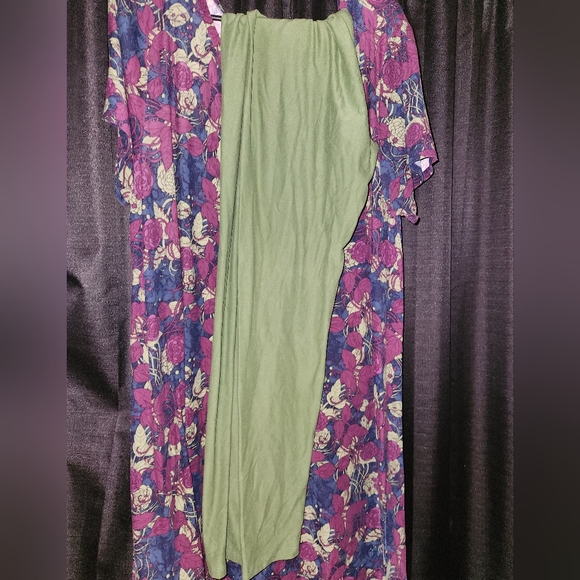 Lularoe Maxi and Matching Leggings Set - Picture 3 of 4